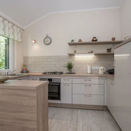 Suzana 1276 Сasa de vacaciones Kaštel