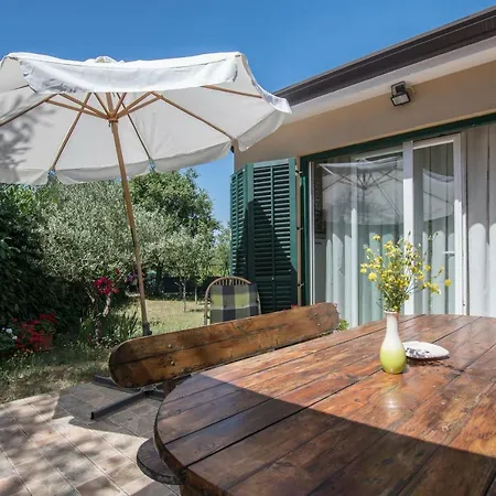 Suzana 1276 بيت للعطل Kaštel