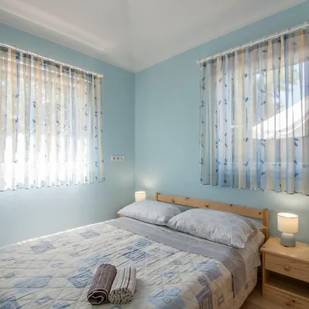 Suzana 1276